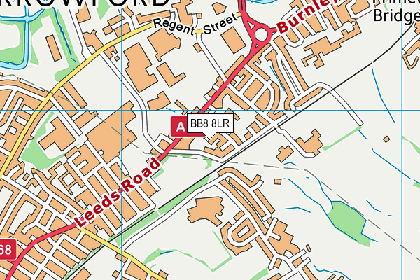 BB8 8LR map - OS VectorMap District (Ordnance Survey)