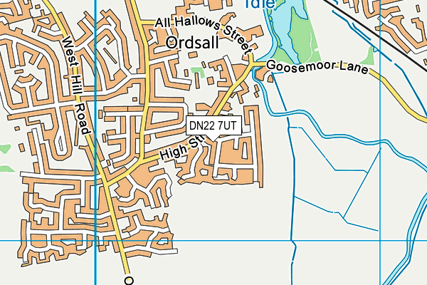 DN22 7UT map - OS VectorMap District (Ordnance Survey)