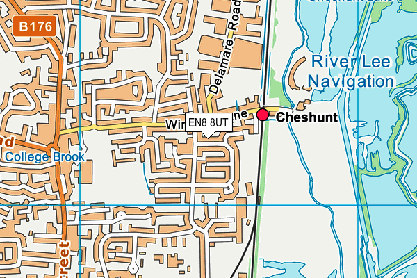 EN8 8UT map - OS VectorMap District (Ordnance Survey)