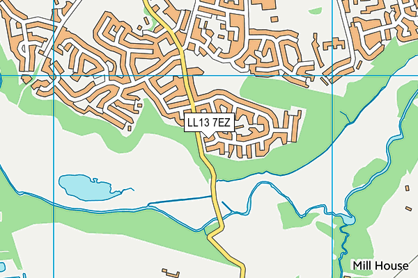 LL13 7EZ map - OS VectorMap District (Ordnance Survey)