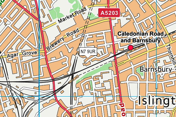 N7 9UR map - OS VectorMap District (Ordnance Survey)