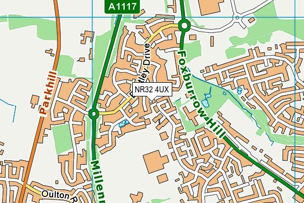 NR32 4UX map - OS VectorMap District (Ordnance Survey)