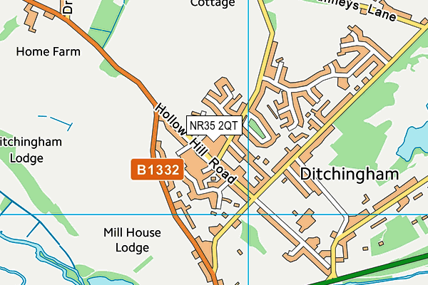 NR35 2QT map - OS VectorMap District (Ordnance Survey)