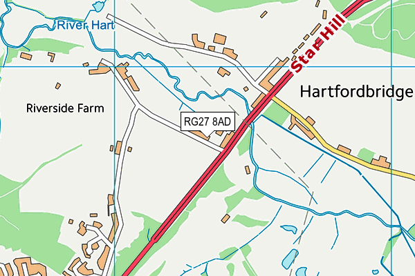 RG27 8AD map - OS VectorMap District (Ordnance Survey)