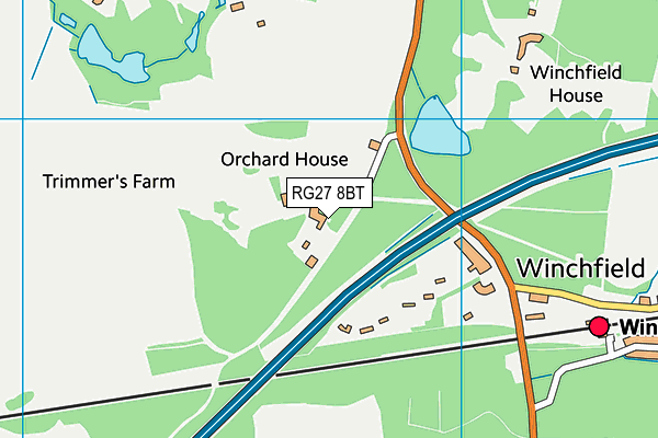 RG27 8BT map - OS VectorMap District (Ordnance Survey)
