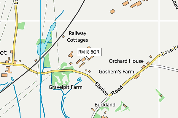 RM18 8QR map - OS VectorMap District (Ordnance Survey)