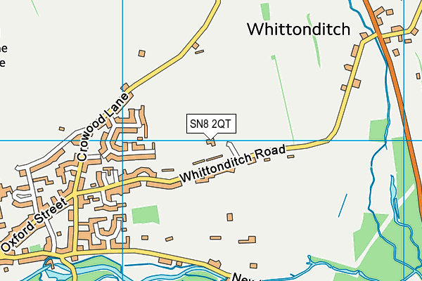 SN8 2QT map - OS VectorMap District (Ordnance Survey)