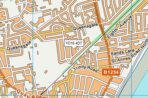 YO16 4DT map - OS VectorMap District (Ordnance Survey)